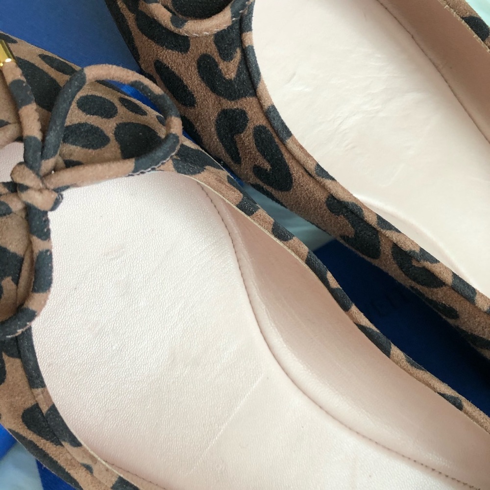 Stuart Weitzman Gabby Bow Flat - Picture 6 of 10
